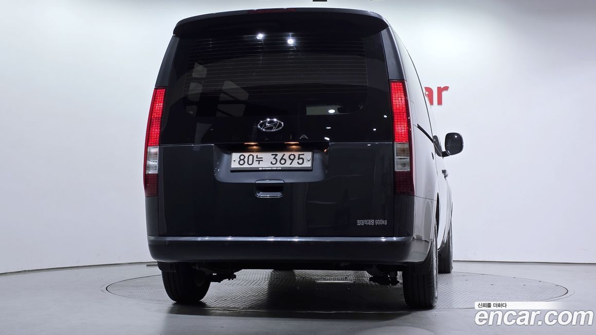Hyundai Staria 2022
