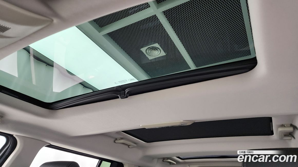 Land Rover Discovery 2013