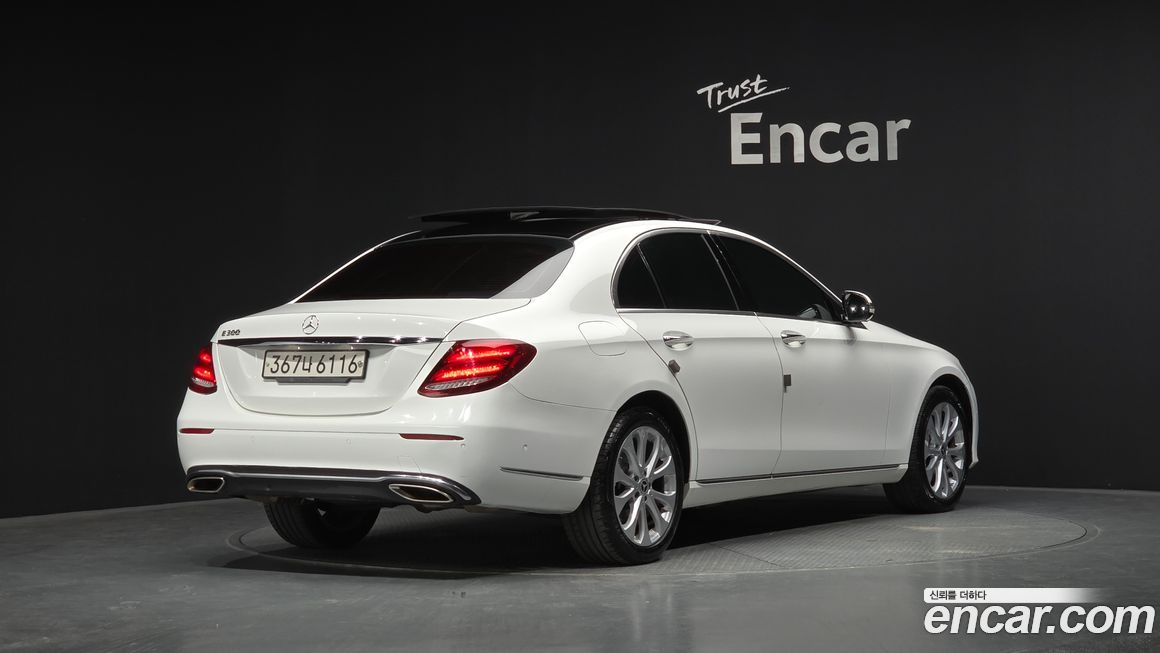 Mercedes-Benz E-Class 2017