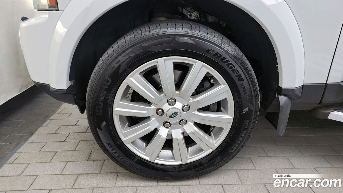 Land Rover Discovery 2013