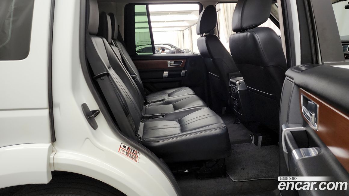 Land Rover Discovery 2013