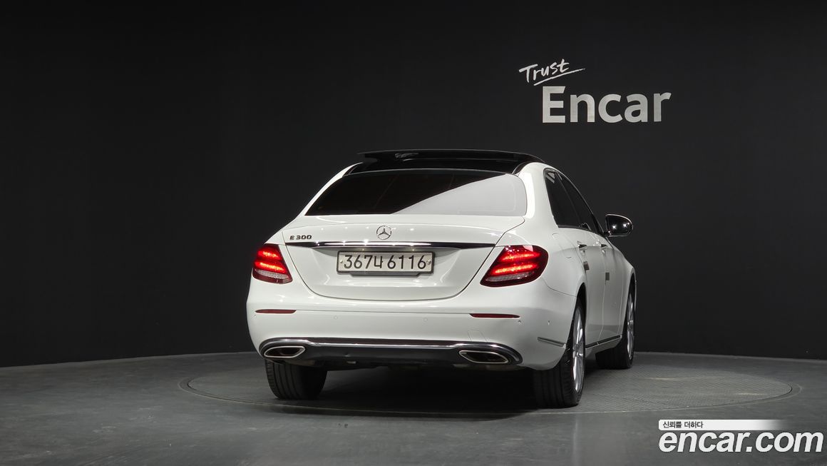Mercedes-Benz E-Class 2017