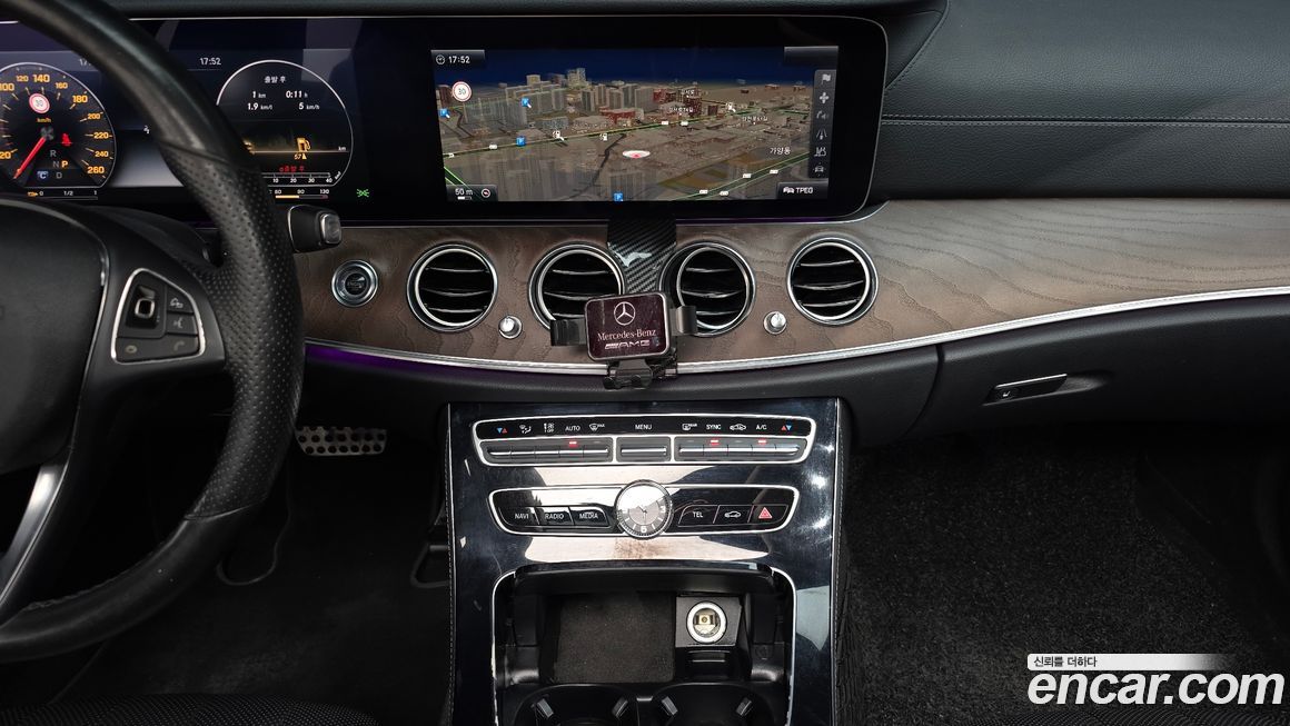 Mercedes-Benz E-Class 2017