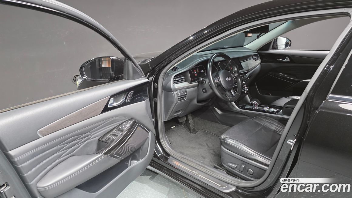 Kia K7 2021
