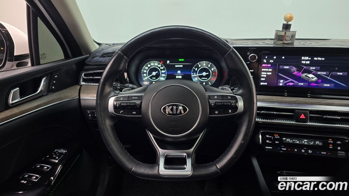 Kia K5 2021