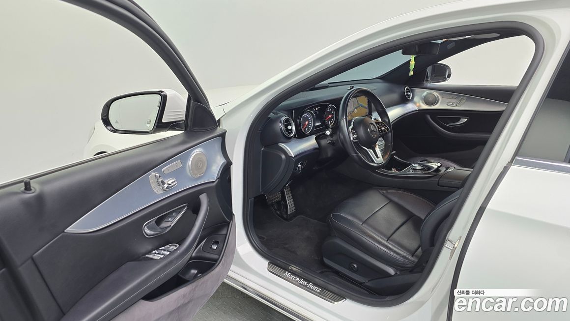 Mercedes-Benz E-Class 2020