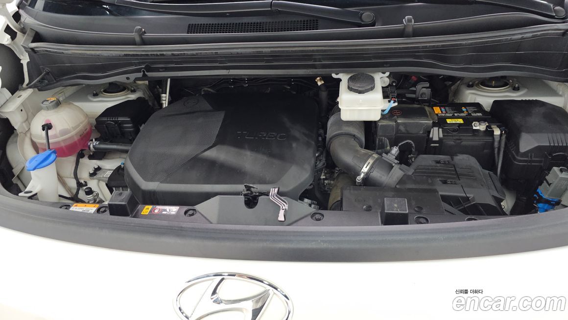 Hyundai Staria 2024