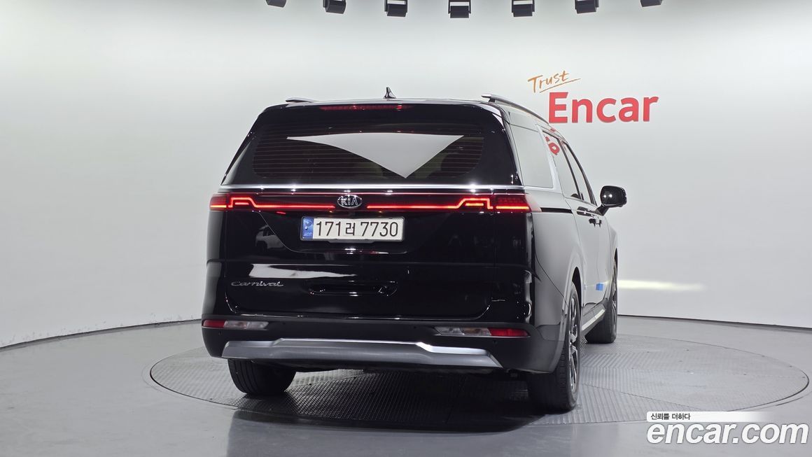 Kia Canival 2021