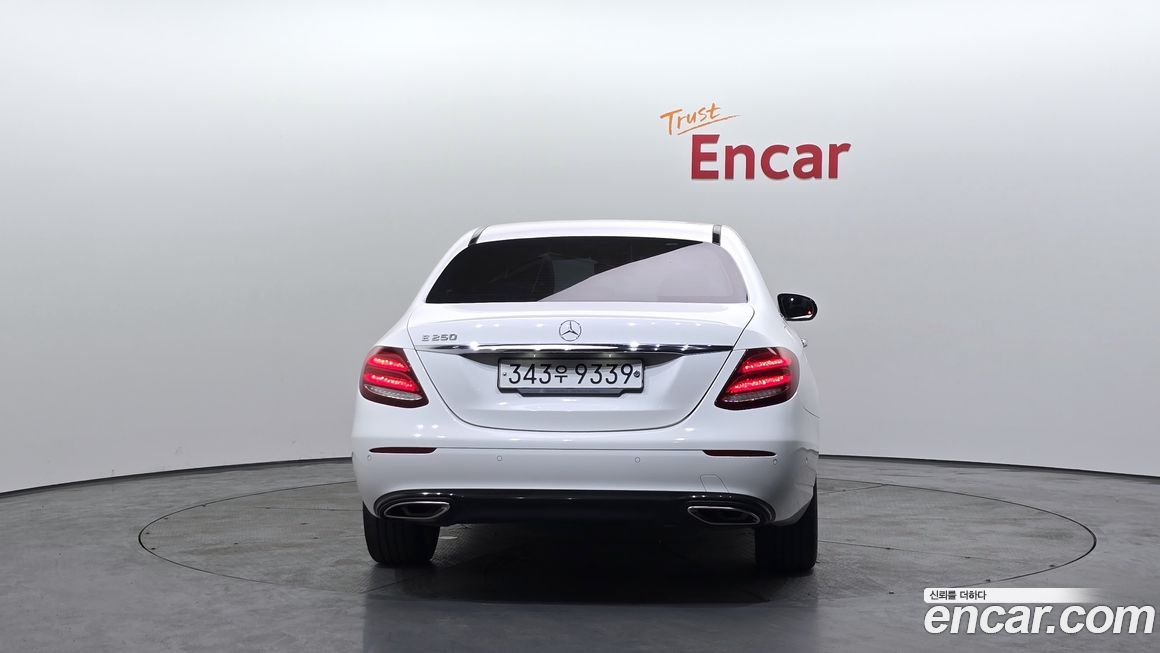 Mercedes-Benz E-Class 2020