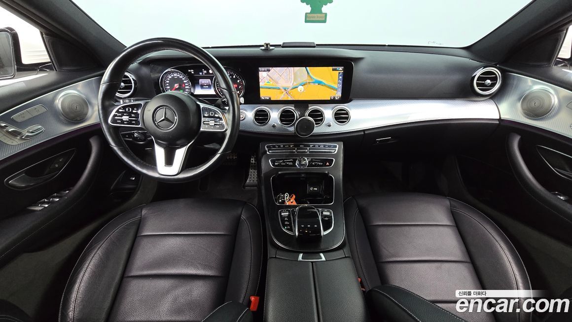 Mercedes-Benz E-Class 2020