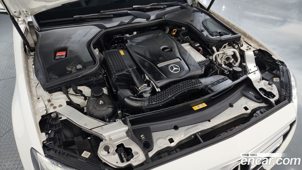 Mercedes-Benz E-Class 2019