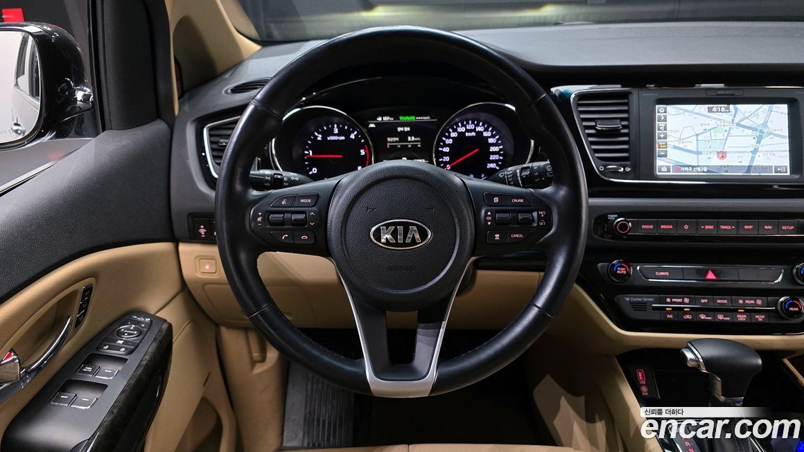 Kia Canival 2019