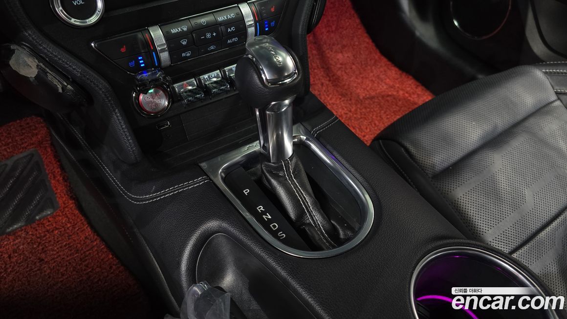 Ford Mustang 2020