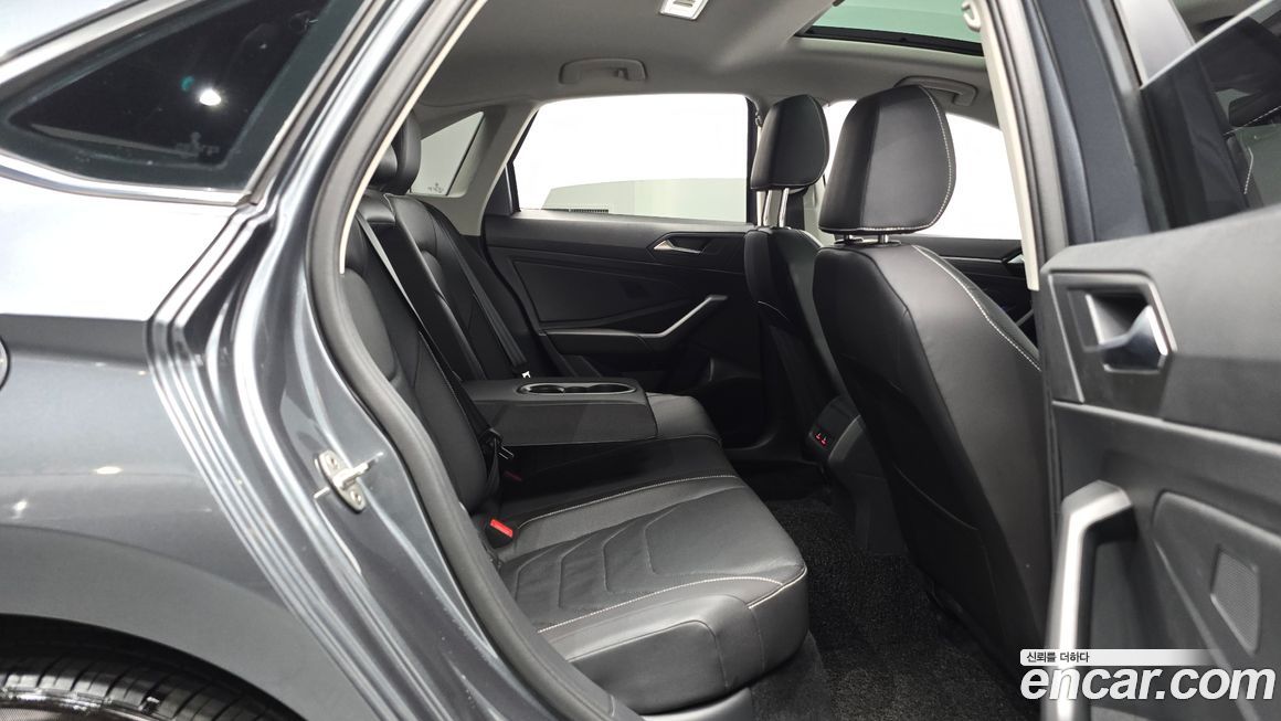 Volkswagen Jetta 2023