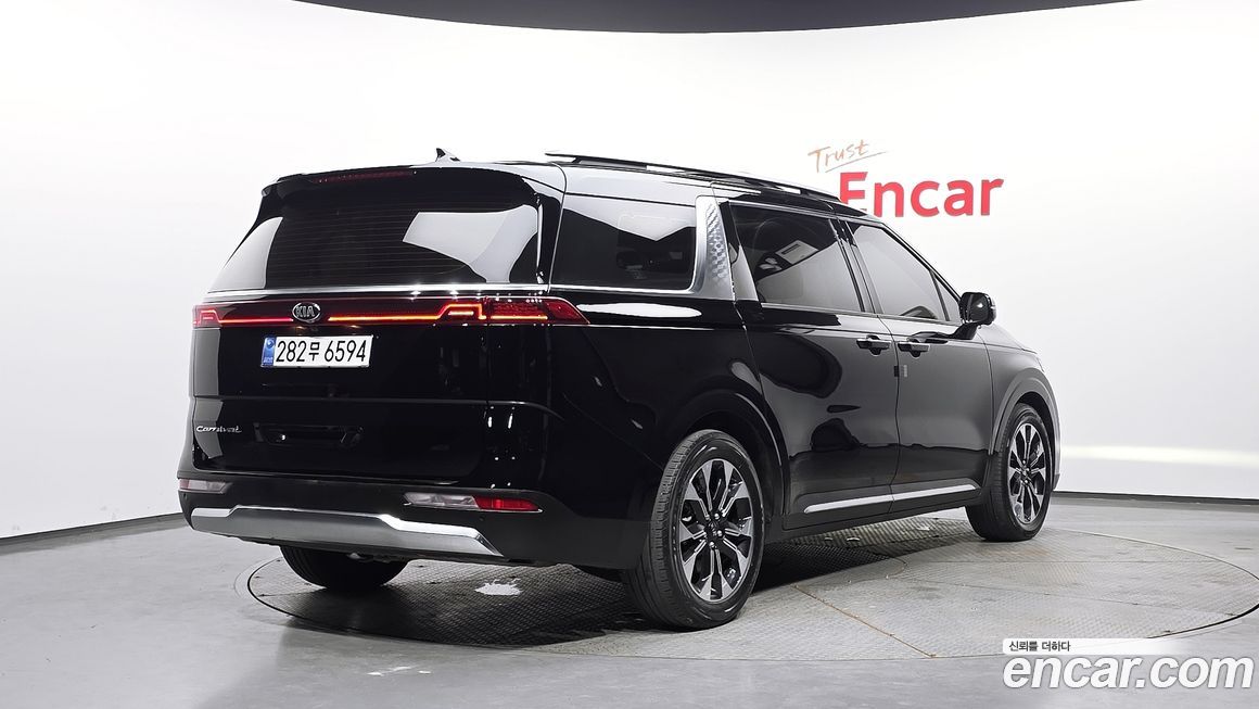 Kia Canival 2021