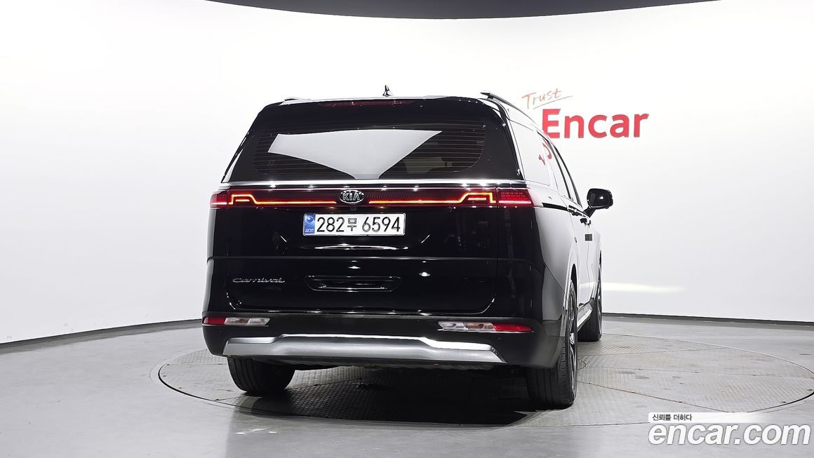 Kia Canival 2021