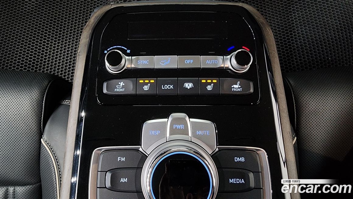 Genesis G90 2019