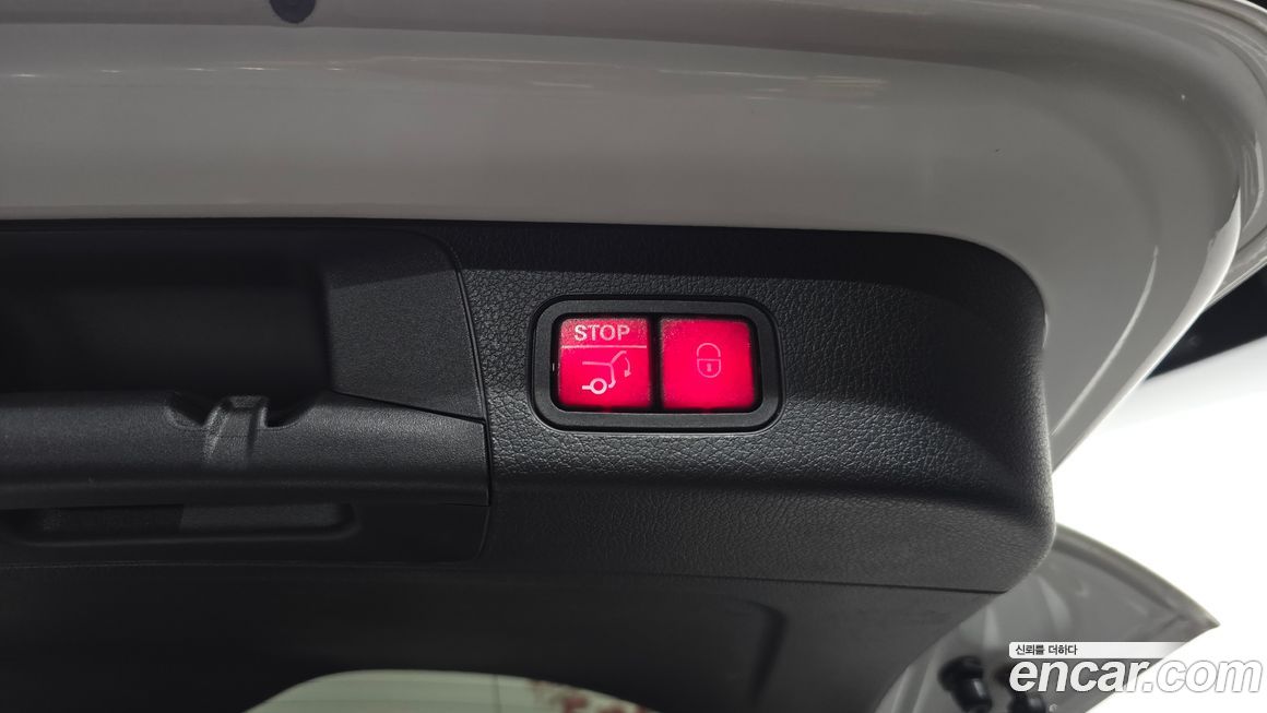 Mercedes-Benz GLB-Class 2021