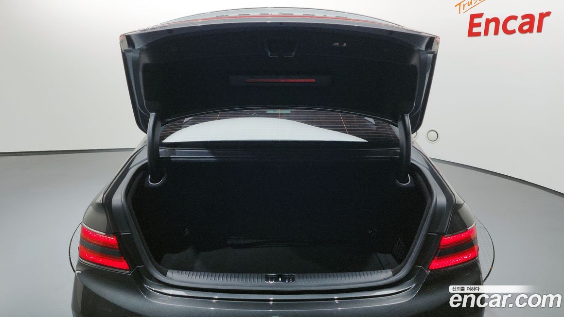 Genesis G90 2019