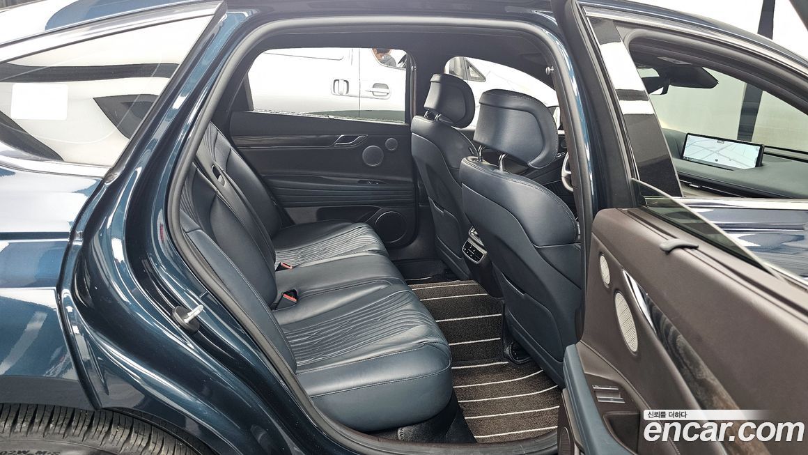 Genesis G80 2021