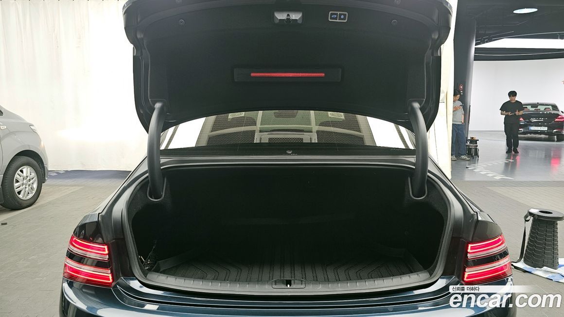 Genesis G80 2021