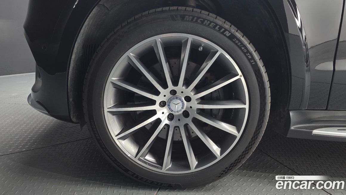 Mercedes-Benz GLS-Class 2017