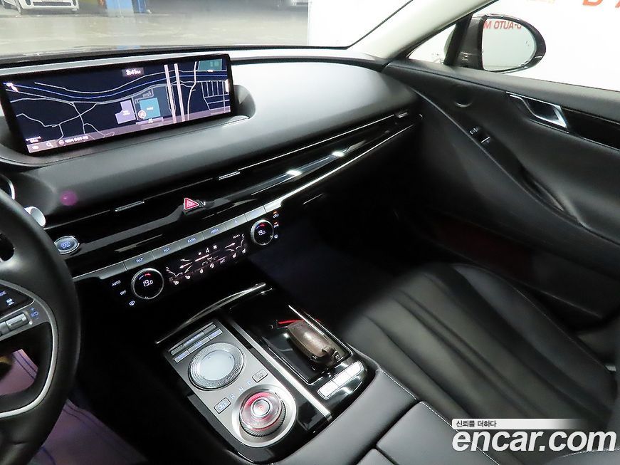 Genesis G80 2021