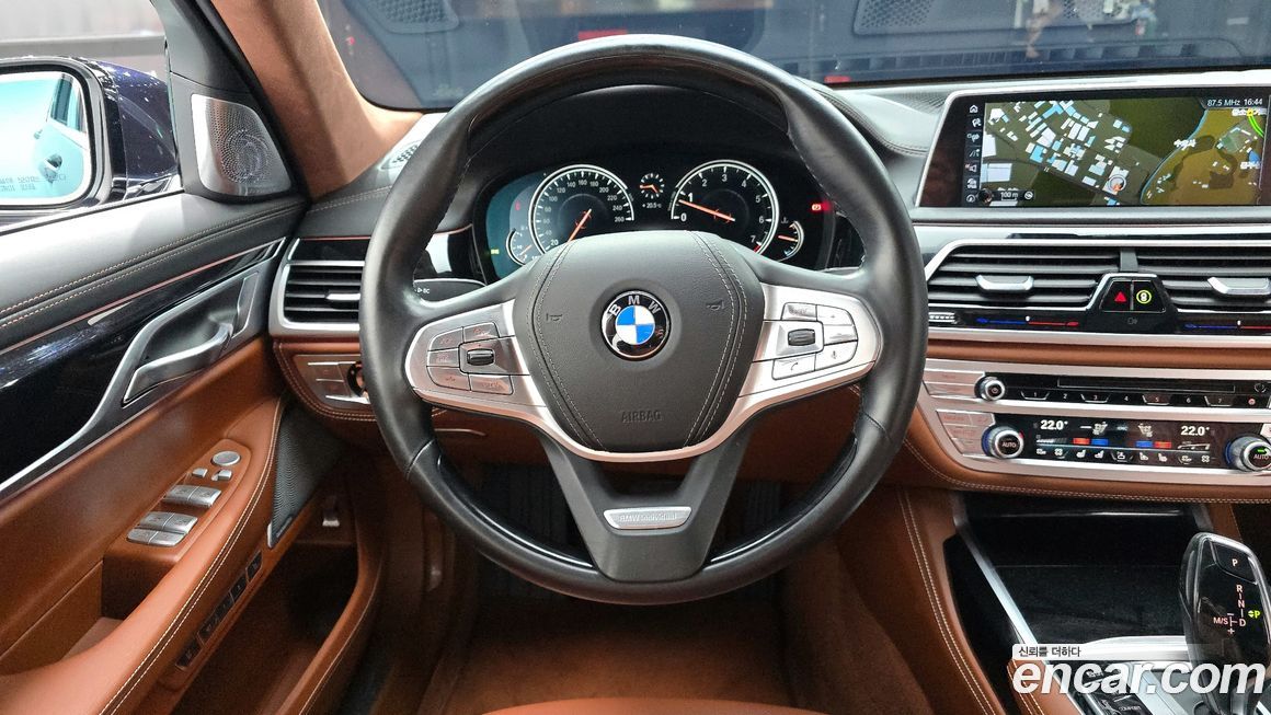 BMW 7-Series 2016