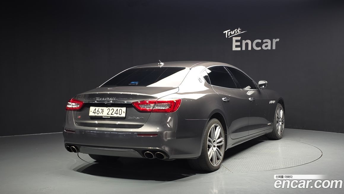 Maserati Quattroporte 2017