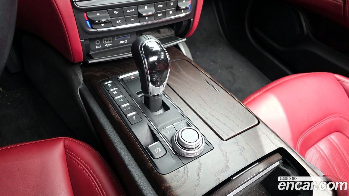 Maserati Quattroporte 2017