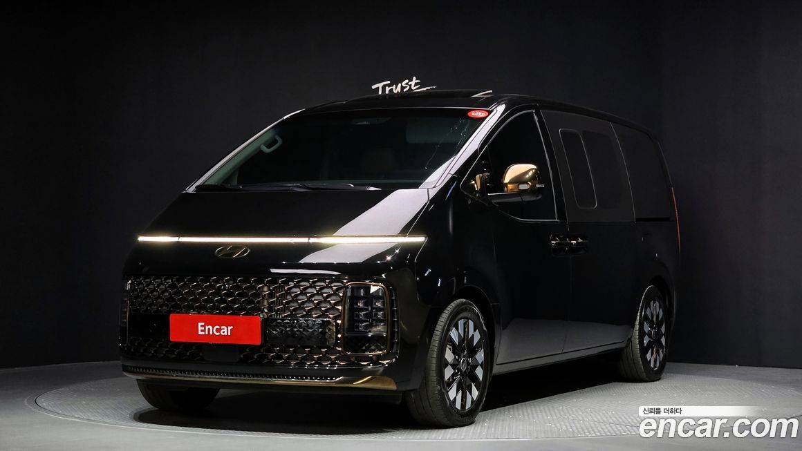 Hyundai Staria 2025
