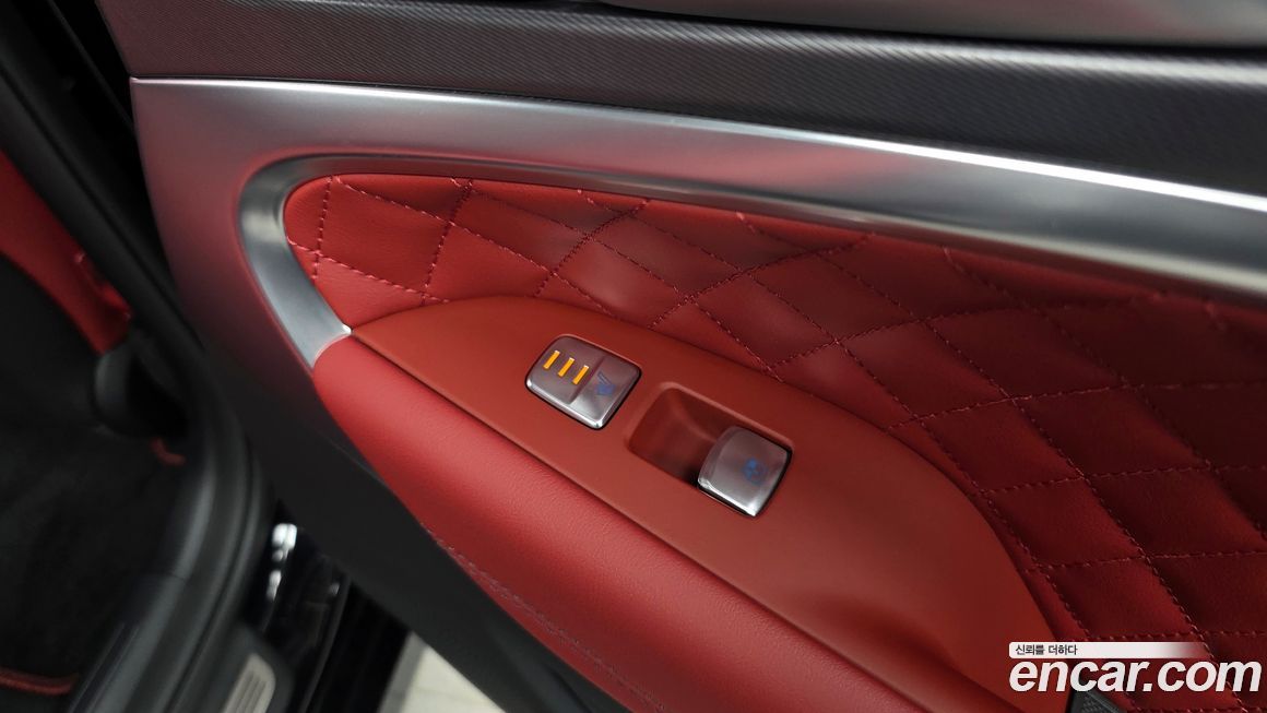 Genesis G70 2025