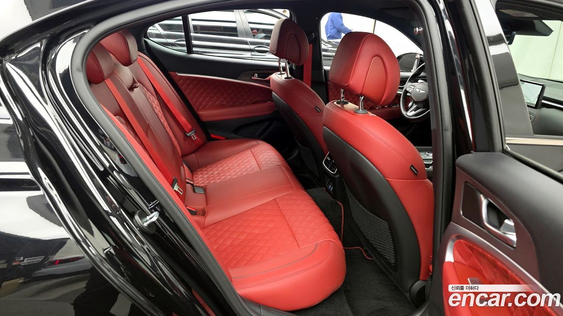 Genesis G70 2025