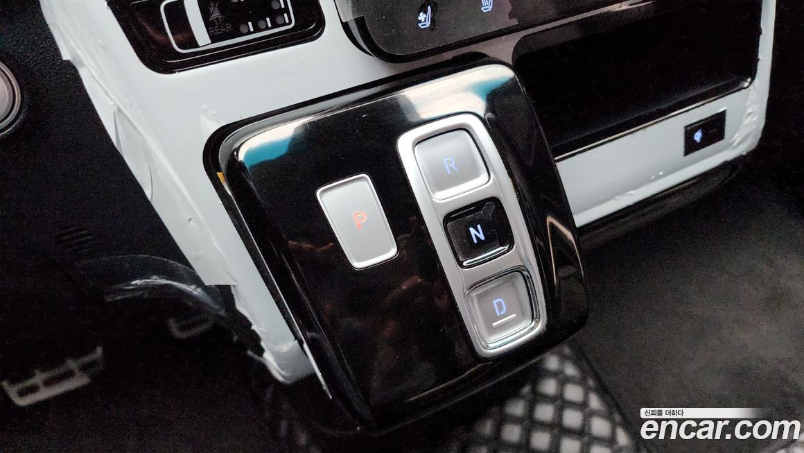 Hyundai Staria 2022