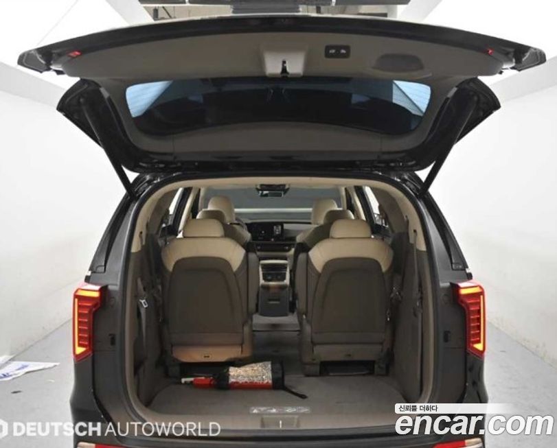 Kia Canival 2025