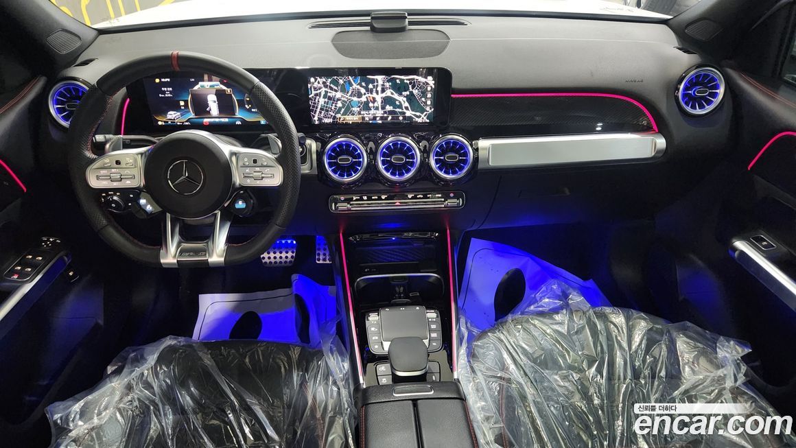 Mercedes-Benz GLB-Class 2023