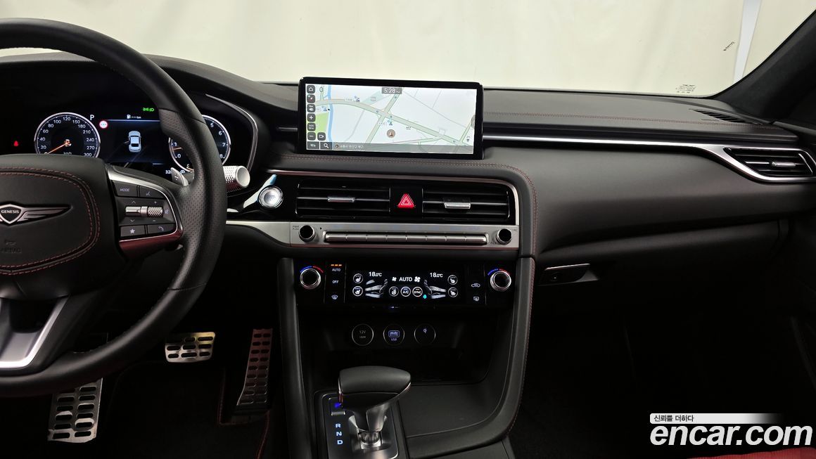 Genesis G70 2025