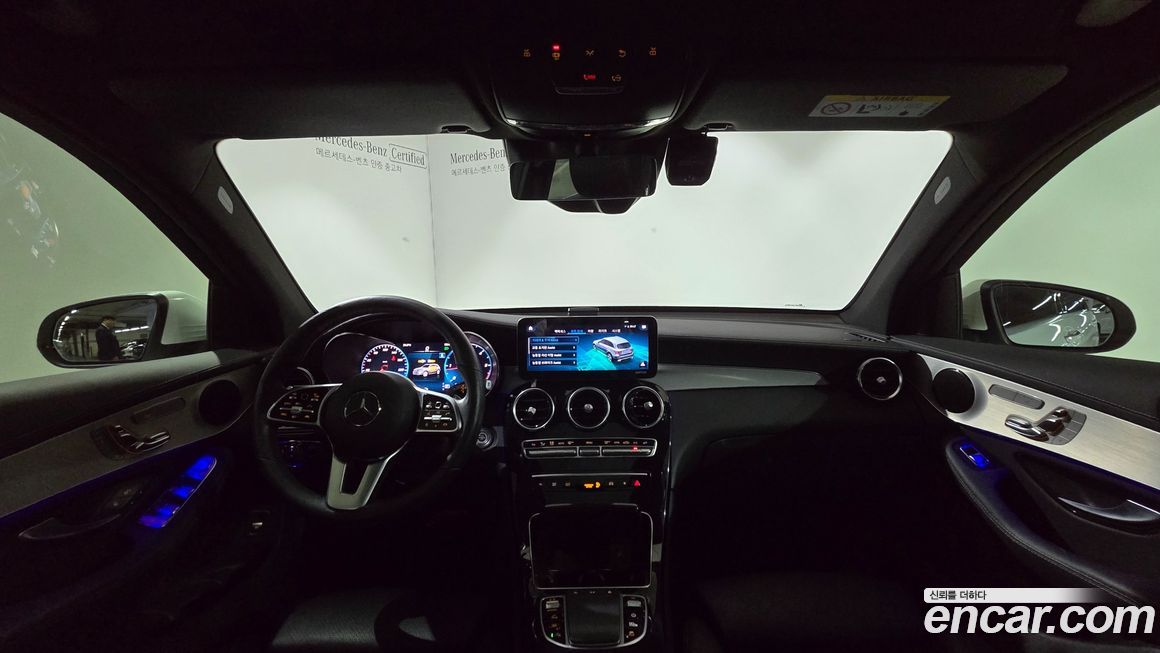 Mercedes-Benz GLC-Class 2021