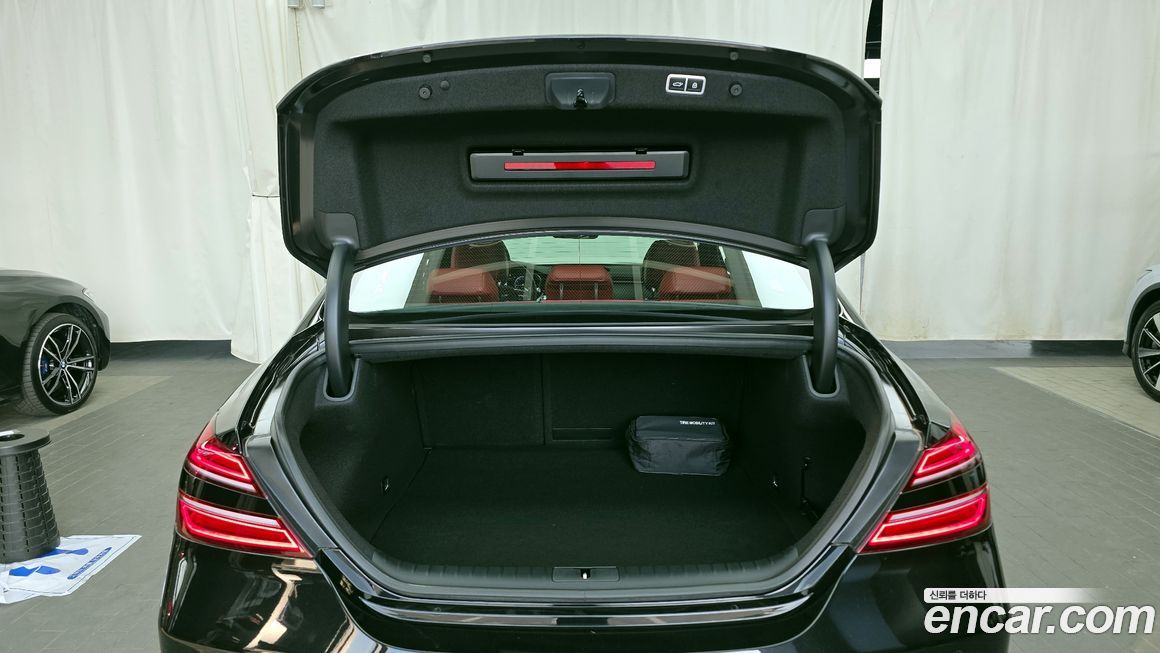 Genesis G70 2025