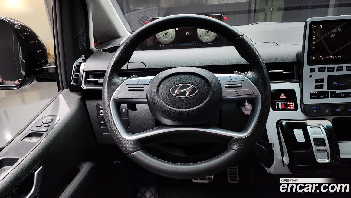 Hyundai Staria 2022