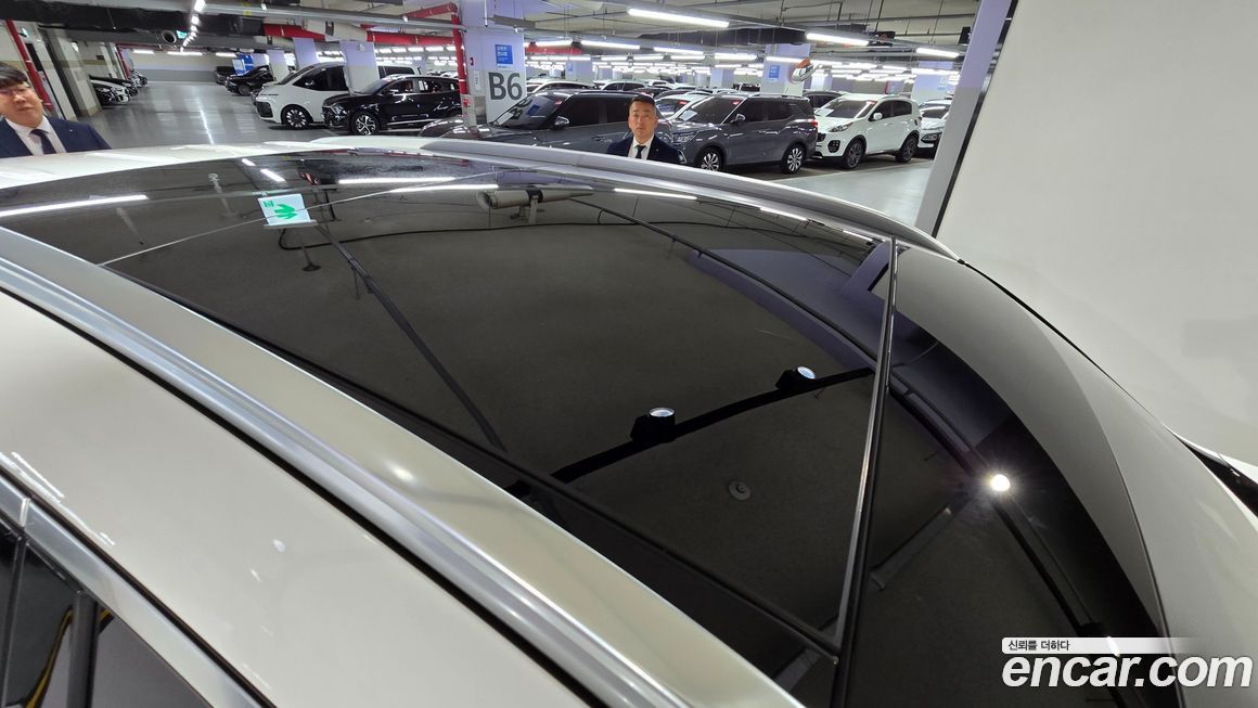 Mercedes-Benz GLC-Class 2021