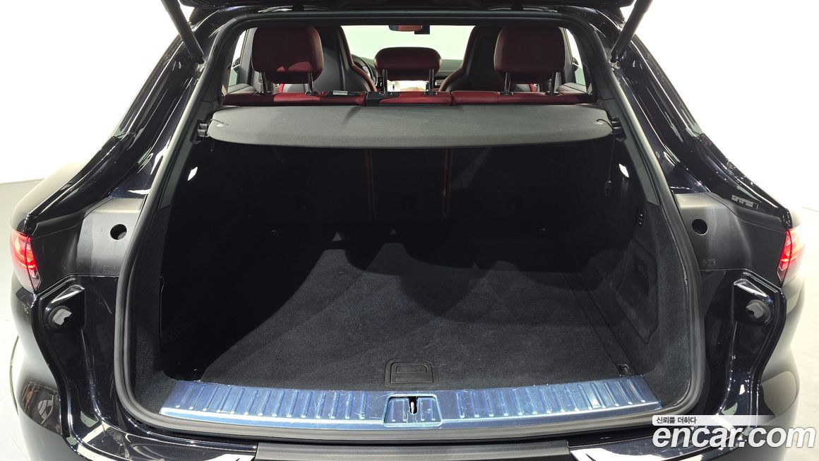 Porsche Cayenne 2022