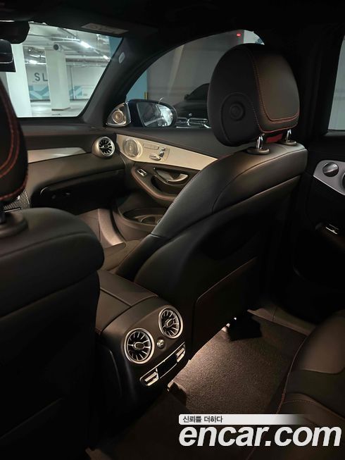 Mercedes-Benz GLC-Class 2021