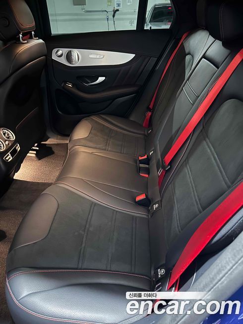 Mercedes-Benz GLC-Class 2021