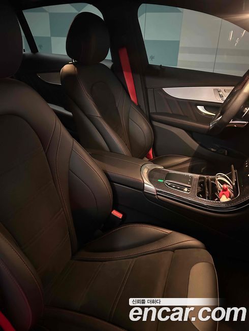 Mercedes-Benz GLC-Class 2021