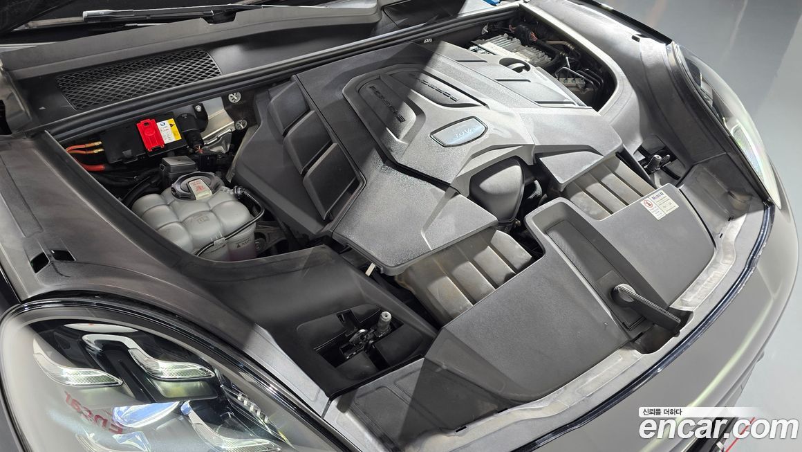 Porsche Cayenne 2022