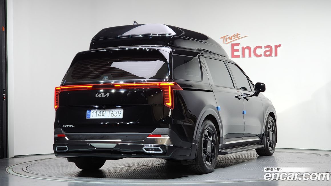 Kia Canival 2024