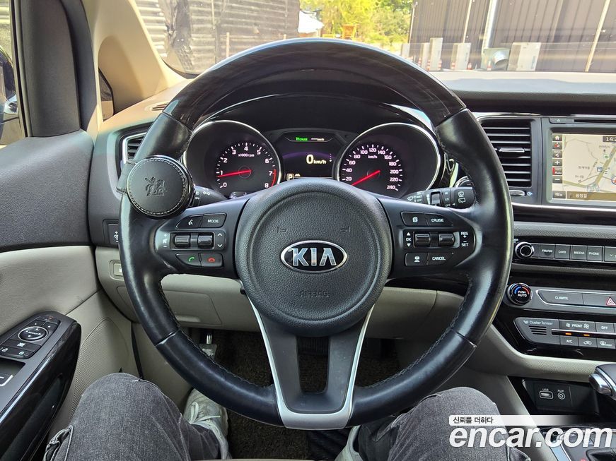 Kia Canival 2017