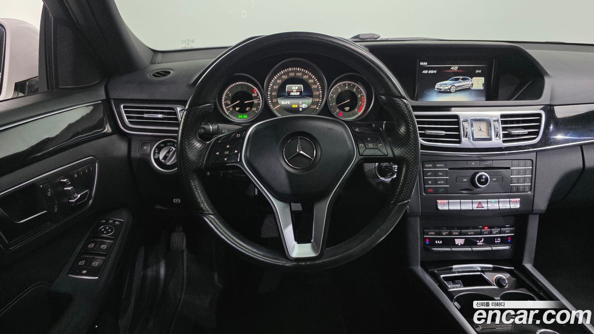 Mercedes-Benz E-Class 2016