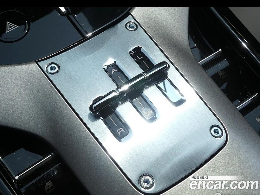 Ferrari Purosangue 2025